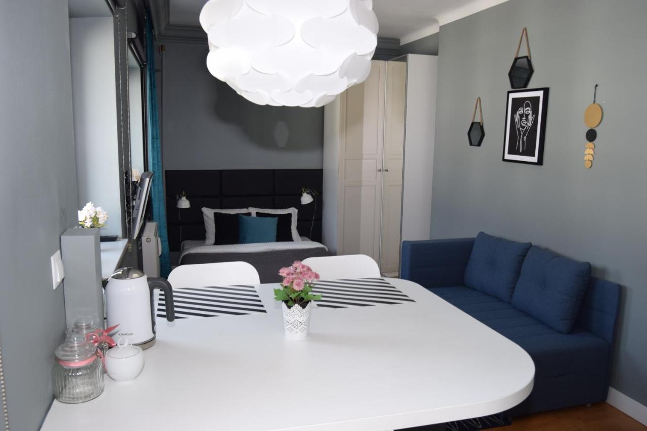 Be My Guest - Hoza Studio - Pkin Super Centrum Metro Wi-Fi Breakfast Varşovia Exterior foto